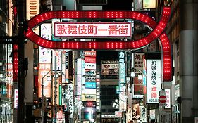Glou Shinjuku Family